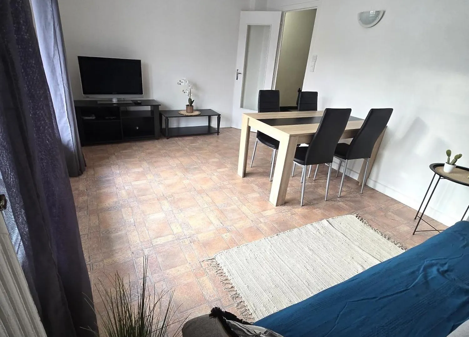 Balcon, Vue Degagee & Proche Gare Apartment Vichy France